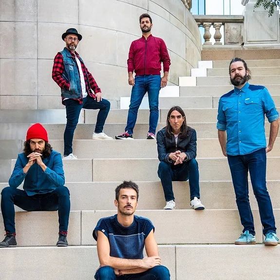 Vetusta Morla - Los Abrazos Prohibidos