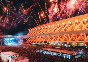 Fuegos artificiales sobre Festival en les Arts