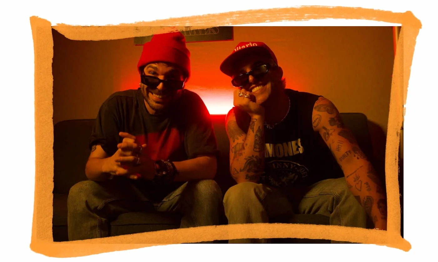 Griso y Álvaro de Luna se pasan el juego con su nuevo videoclip: "1001 Noches"