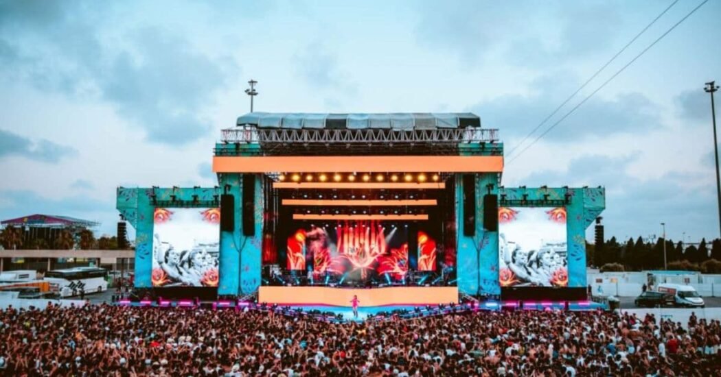 Escenario Reggaeton Beach Festival