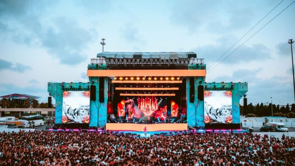 Escenario Reggaeton Beach Festival