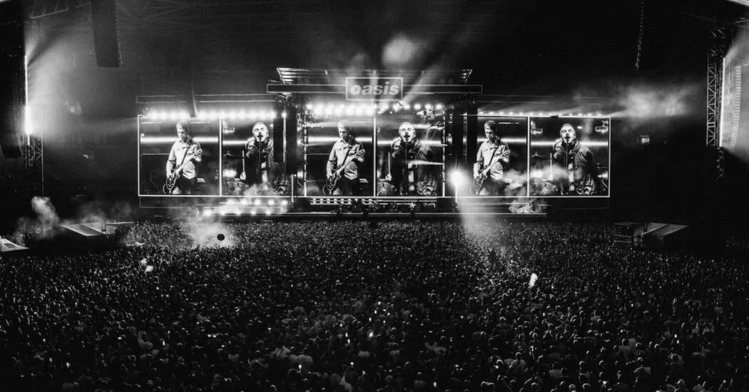 Oasis Cardiff 4 de julio - Redes Sociales