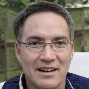 Picture of Carlos Méndez