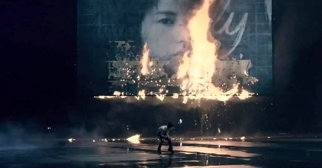 Fotograma del videoclip de Eyes, Nose, Lips de Taeyang