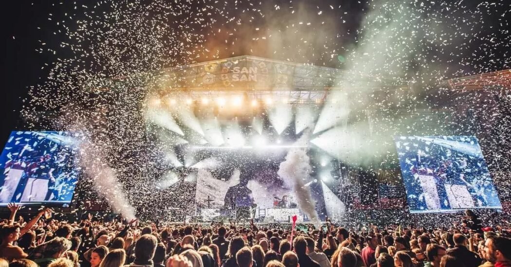 Sansan Festival escenario y confeti