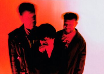 Triángulo de Amor Bizarro Lanza “Sacrificio”