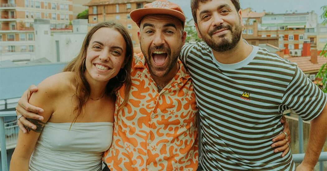 Nil Moliner y Ginestà unen voces en 'Amb qui estaràs?'