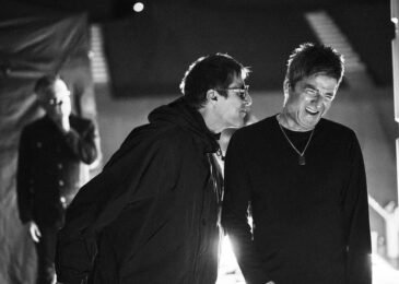 Oasis anunciará mañana su gira 2027 tras días de teasers y drones
