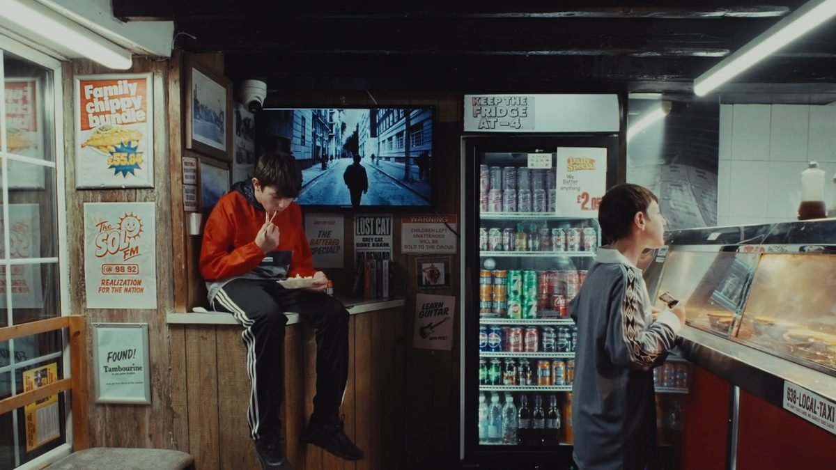 Oasis publica un teaser con easter eggs que los fans interpretan como pistas hacia Celtic Park