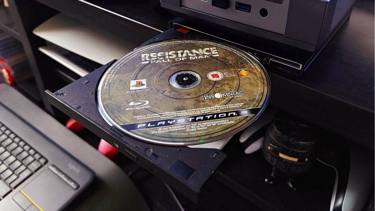 RPCS3 permite ejecutar discos de PS3 en PC, pero solo con unidades Blu-ray concretas