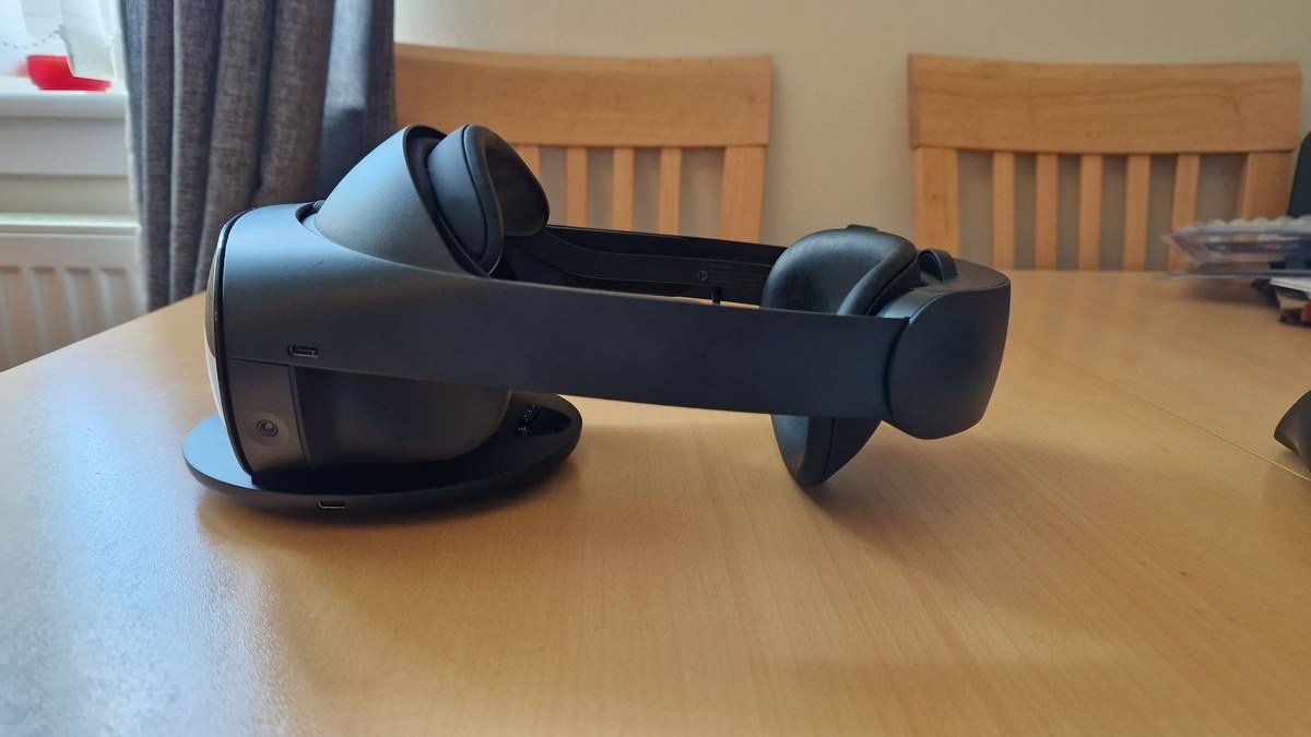 Valve abre reservas de las gafas Steam Frame desde 1.049 € mientras se filtra el nuevo casco de Meta