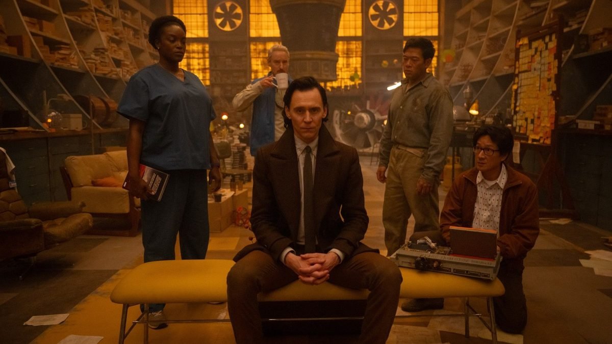 El asistente de decorados muestra detalles del set de la escena postcréditos de Avengers: Endgame Encore