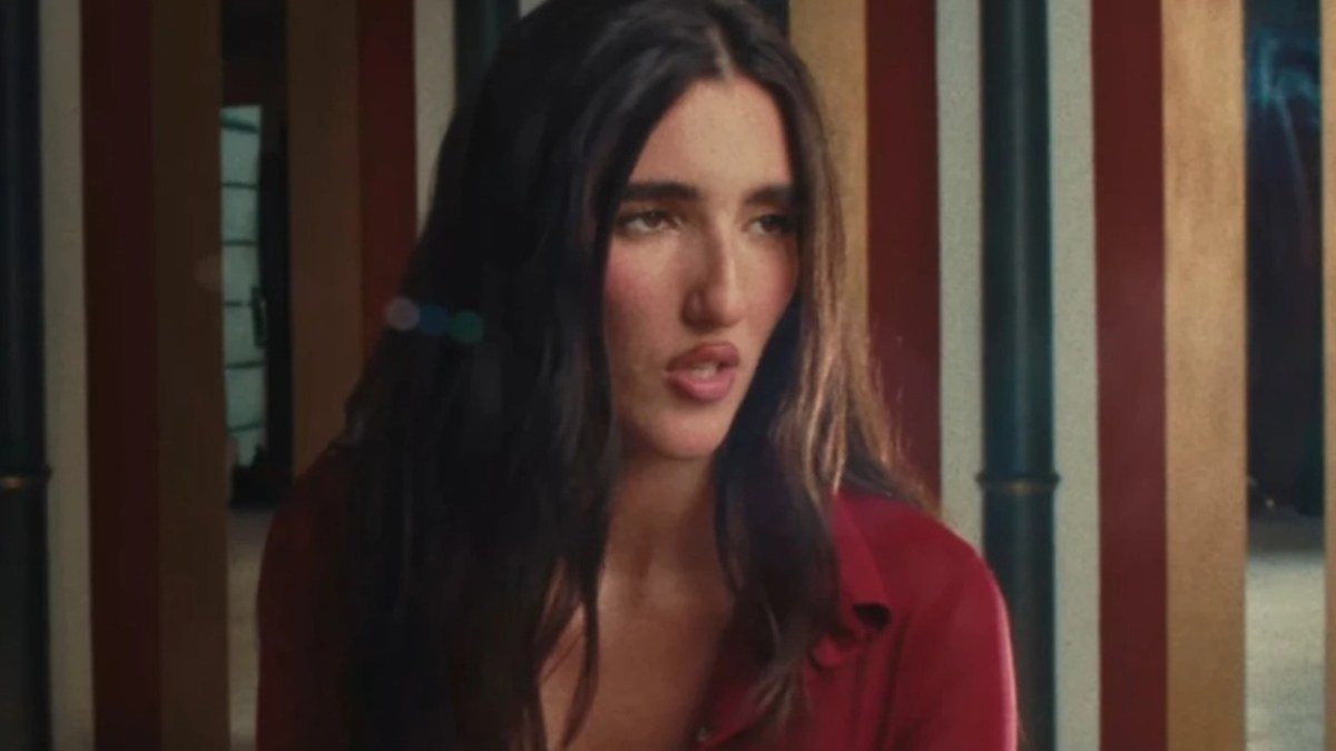 Judeline logra su mejor entrada en solitario en España con 'La falda'