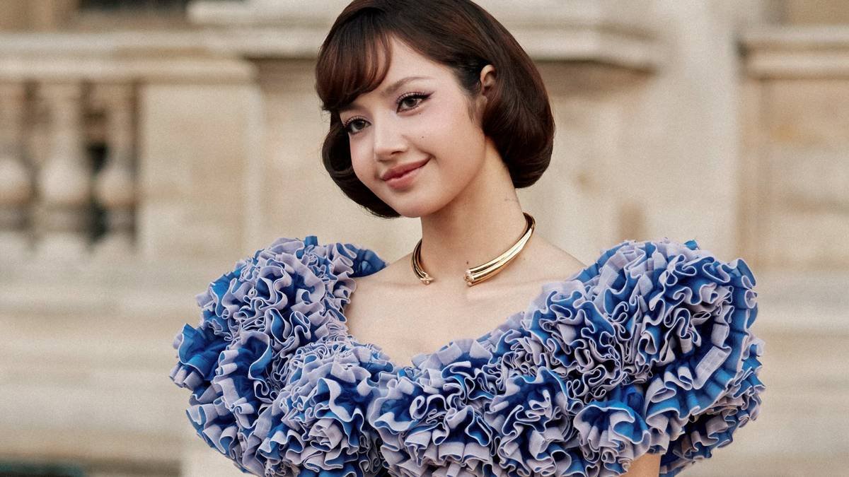 Lisa publica la lista de canciones de su EP 'PRESS PLAY' y anuncia fecha