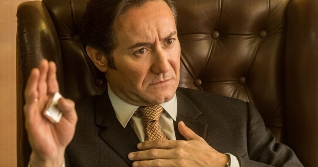Netflix lleva la vida de Raphael a la miniserie 'Aquel', de ocho episodios