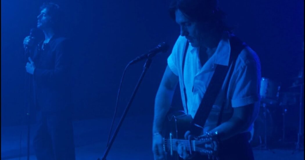 Santero y Los Muchachos presentan 'Todas las luces' en Bilbao y Gasteiz