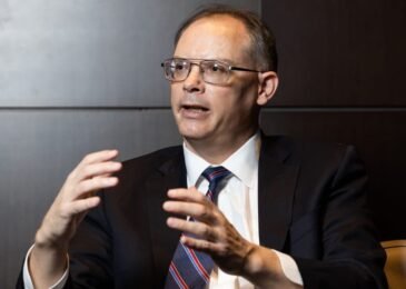 Tim Sweeney acusa a Valve de convertir en 'acto político' la obligación de declarar IA en Steam